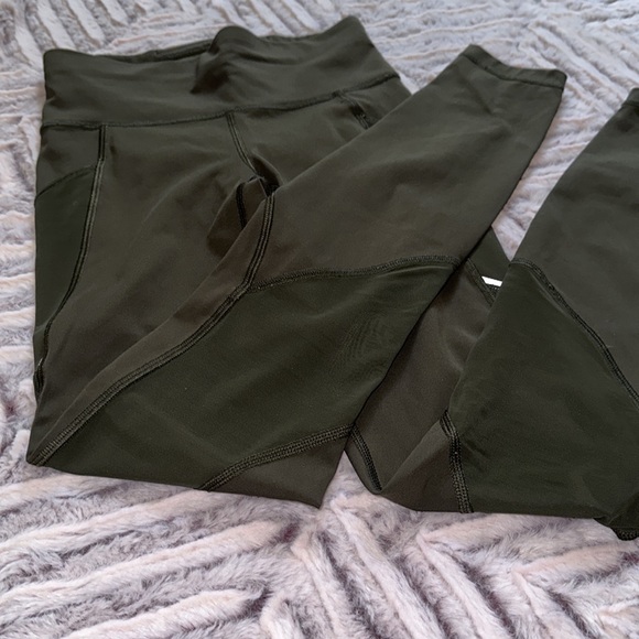 Lululemon Leggings with Mesh - Picture 2 of 7